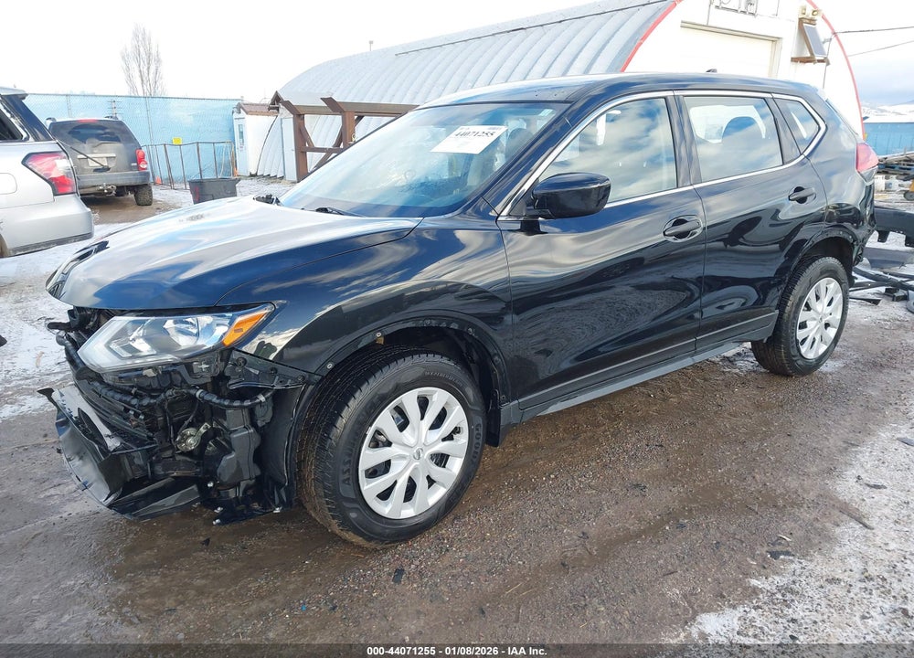 2017 NISSAN ROGUE S VIN: JN8AT2MV4HW021167