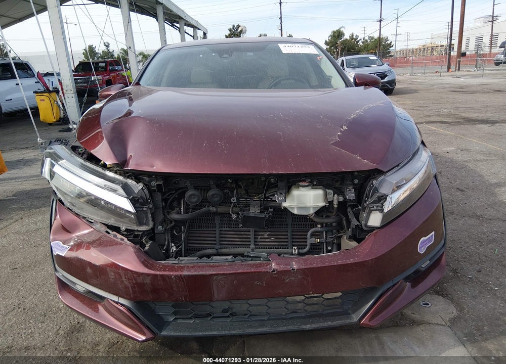 2018 HONDA CLARITY PLUG-IN HYBRID TOURING VIN: JHMZC5F31JC015151