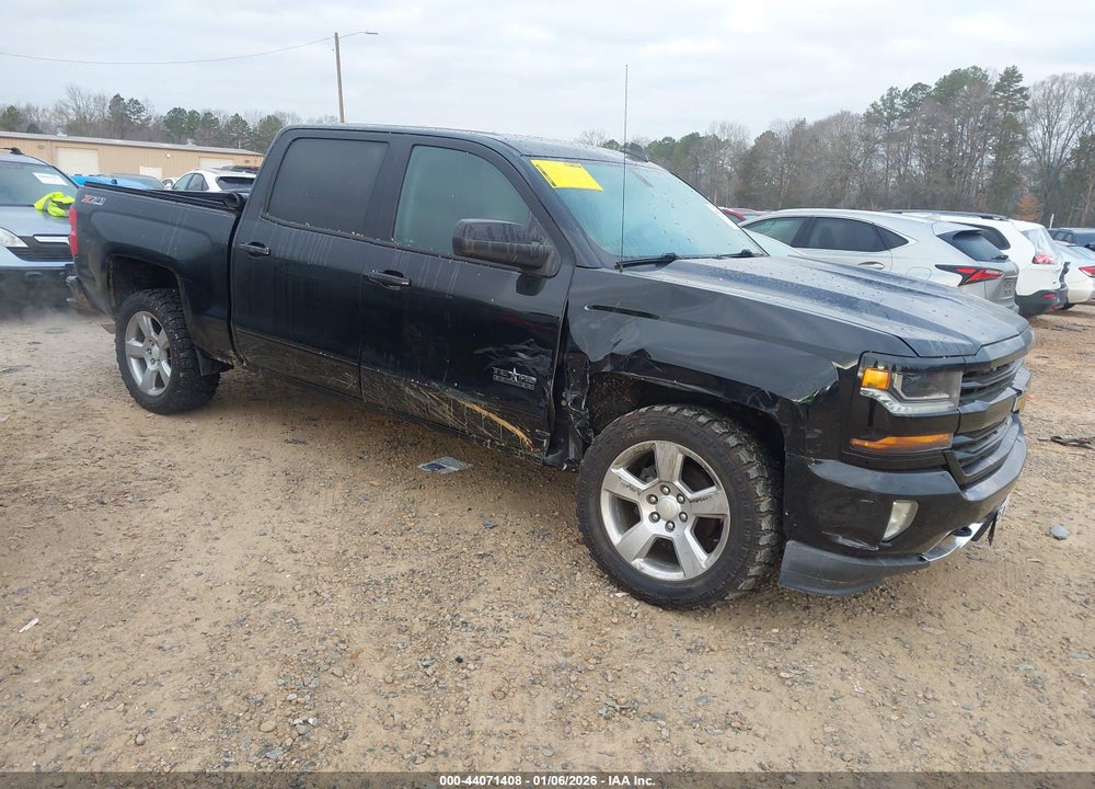 2017 CHEVROLET SILVERADO 1500 2LT VIN: 3GCUKREC4HG143916