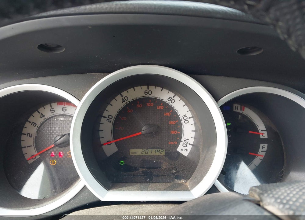 2015 TOYOTA TACOMA BASE V6 VIN: 3TMLU4EN8FM189919