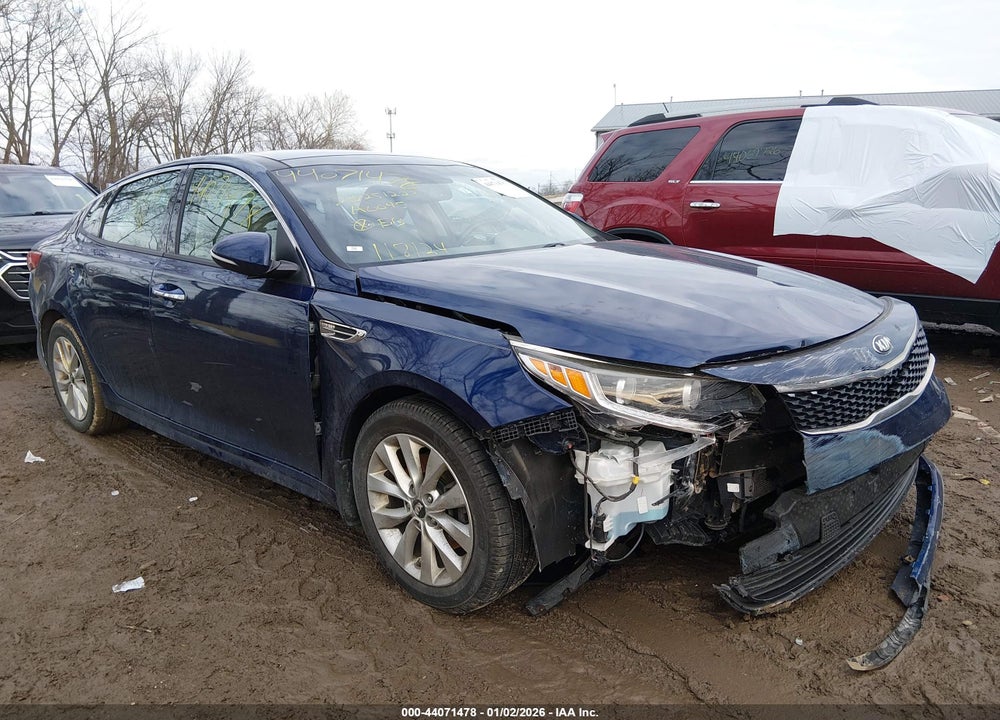 2016 KIA OPTIMA EX VIN: 5XXGU4L32GG118124