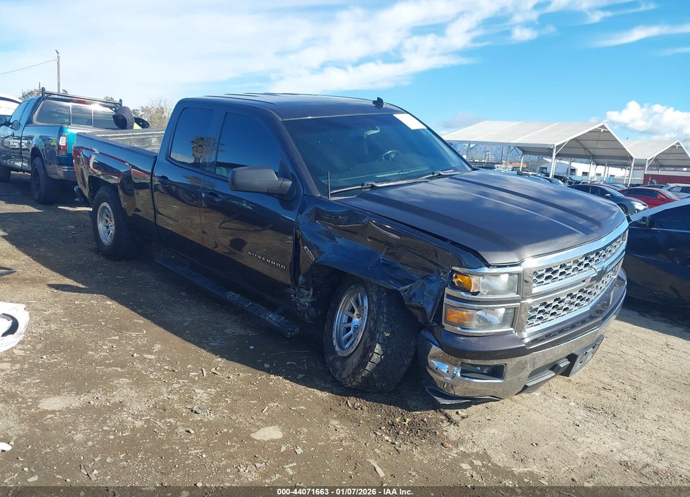 2014 CHEVROLET SILVERADO 1500 1LT VIN: 1GCRCREC5EZ403898