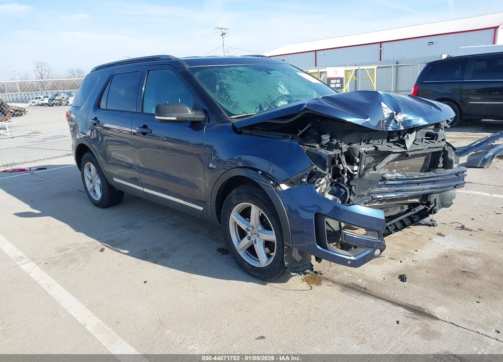 2017 FORD EXPLORER XLT VIN: 1FM5K8D85HGC82097