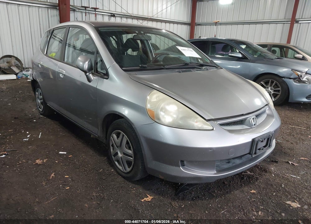 2008 HONDA FIT VIN: JHMGD37428S060664