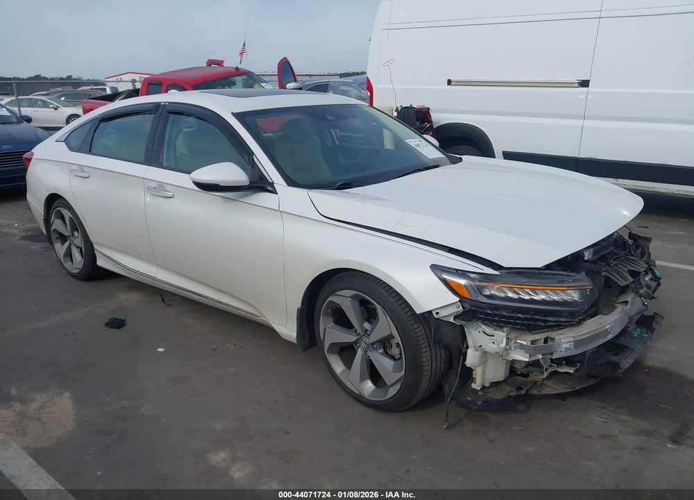 2018 HONDA ACCORD TOURING VIN: 1HGCV1F96JA007798