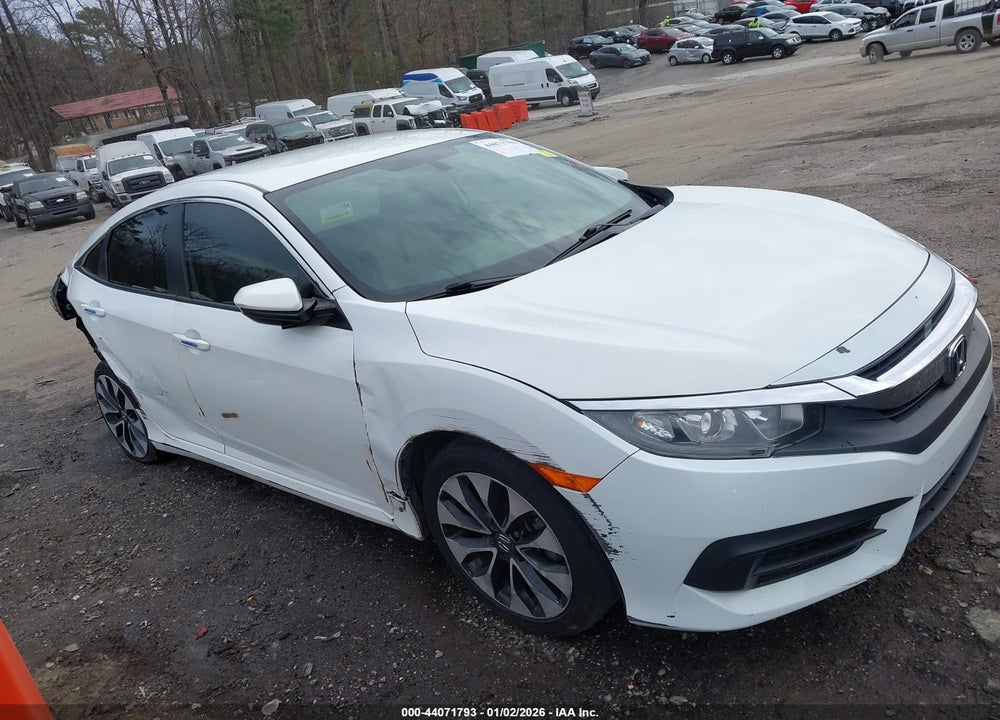 2018 HONDA CIVIC VIN: 19XFC2F57JE206490