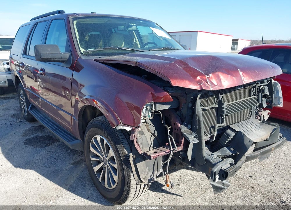 2015 FORD EXPEDITION XLT VIN: 1FMJU1HT3FEF35604