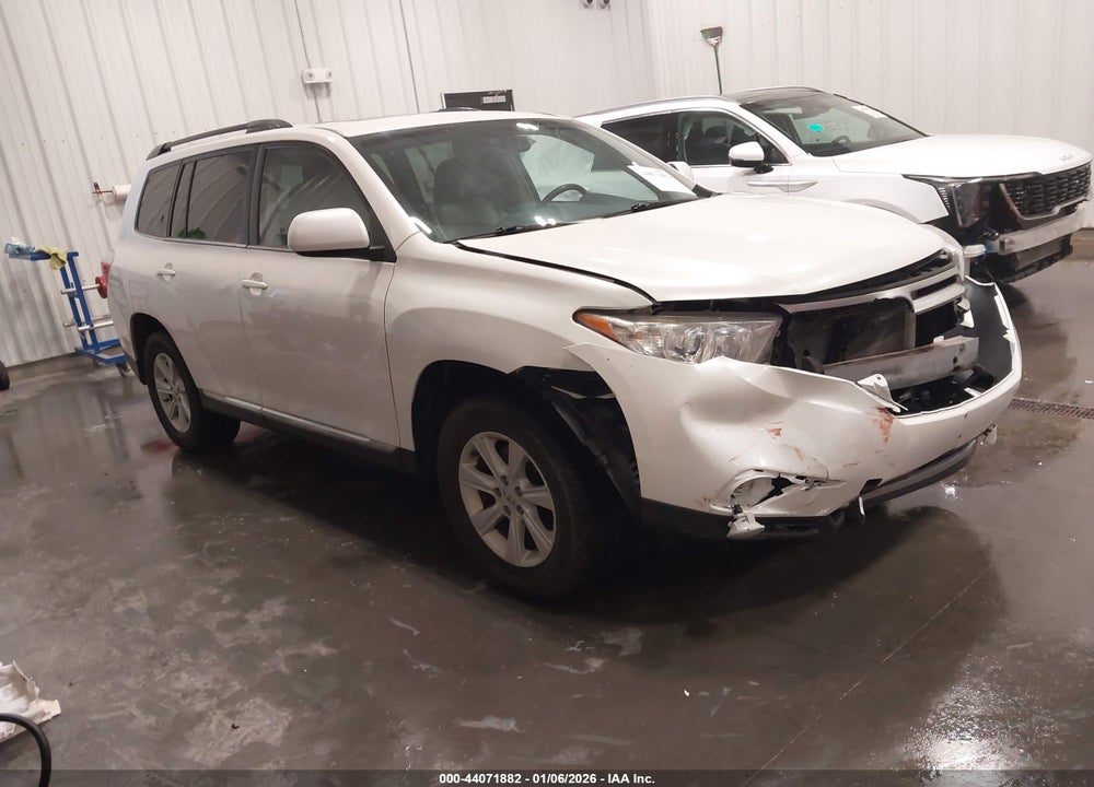 2013 TOYOTA HIGHLANDER SE V6 VIN: 5TDBK3EH5DS224015