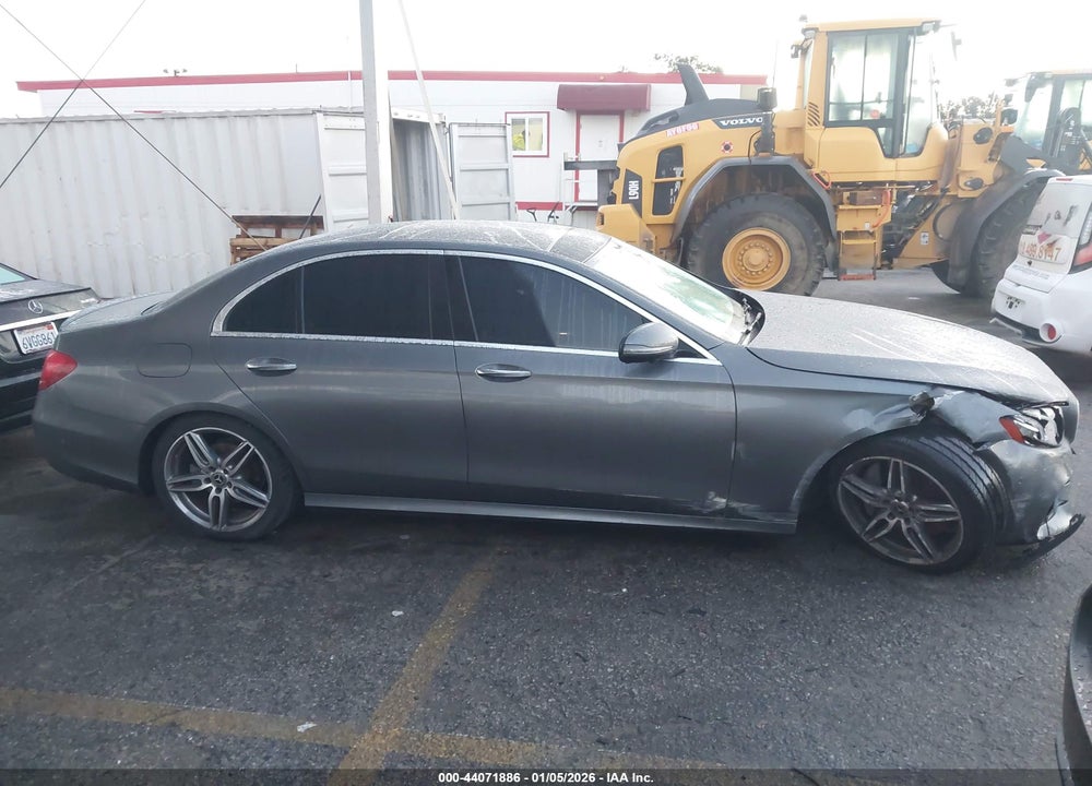 2019 MERCEDES-BENZ E 300 VIN: WDDZF4JB6KA603471