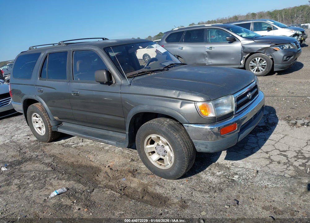 1998 TOYOTA 4RUNNER SR5 V6 VIN: JT3GN86R7W0072900