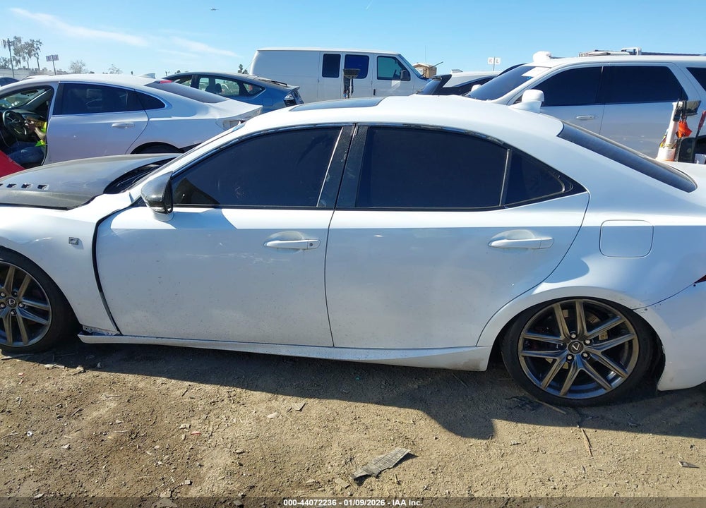 2016 LEXUS IS 200T VIN: JTHBA1D29G5032559