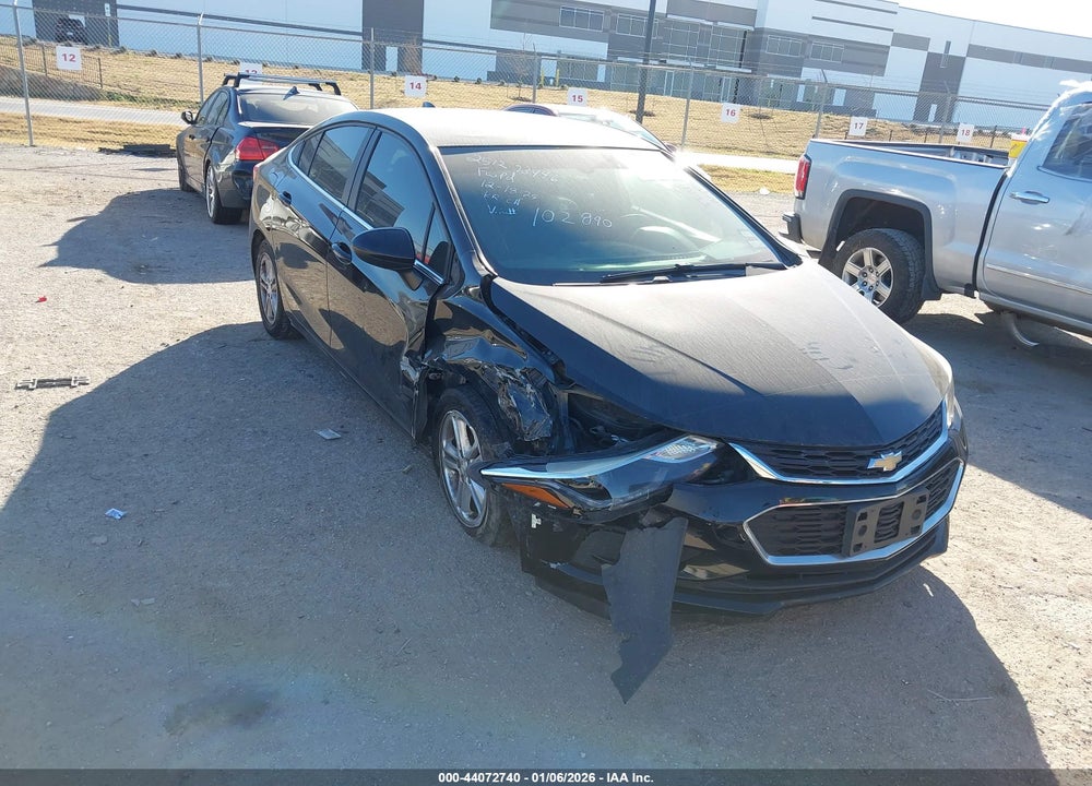 2018 CHEVROLET CRUZE LT AUTO VIN: 1G1BE5SM7J7102890