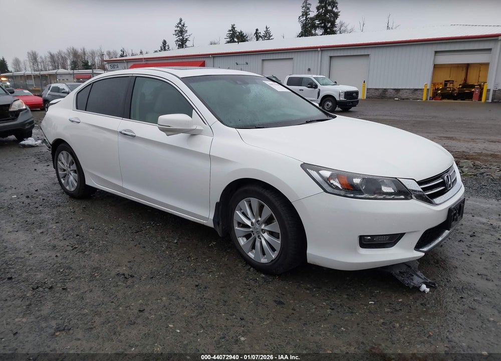 2014 HONDA ACCORD EX-L V-6 VIN: 1HGCR3F84EA041090