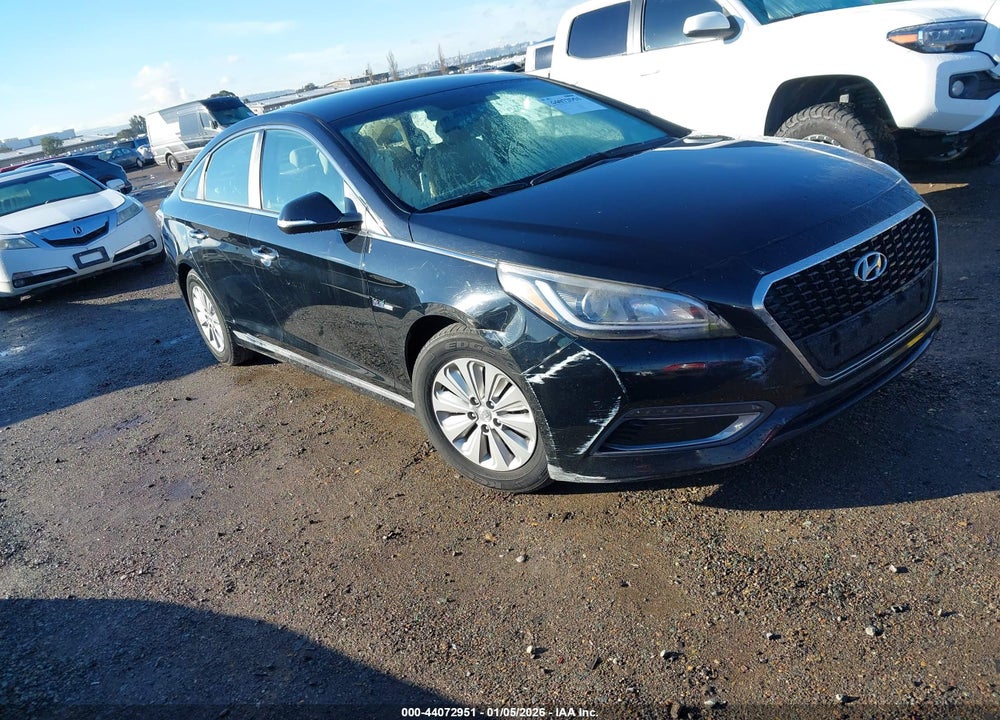 2016 HYUNDAI SONATA HYBRID SE VIN: KMHE24L17GA014571