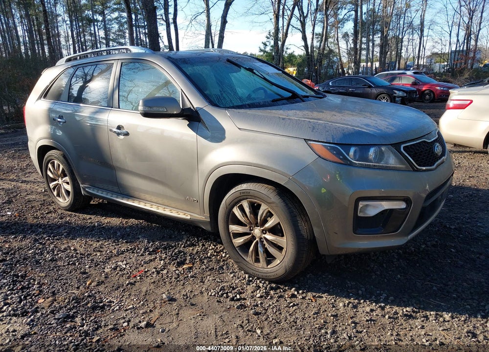 2013 KIA SORENTO SX V6 VIN: 5XYKWDA27DG367072