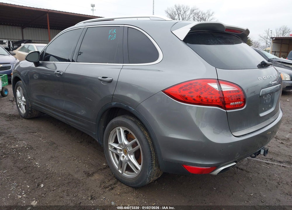 2014 PORSCHE CAYENNE PLATINUM EDITION VIN: WP1AA2A25ELA93941