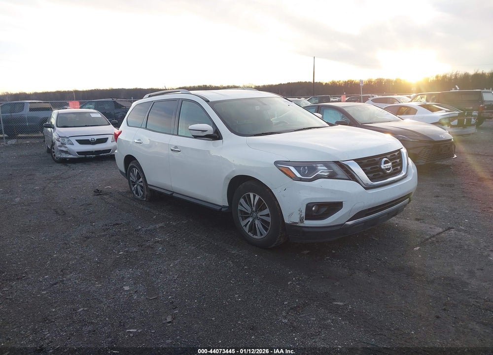 2018 NISSAN PATHFINDER SL VIN: 5N1DR2MN7JC608926