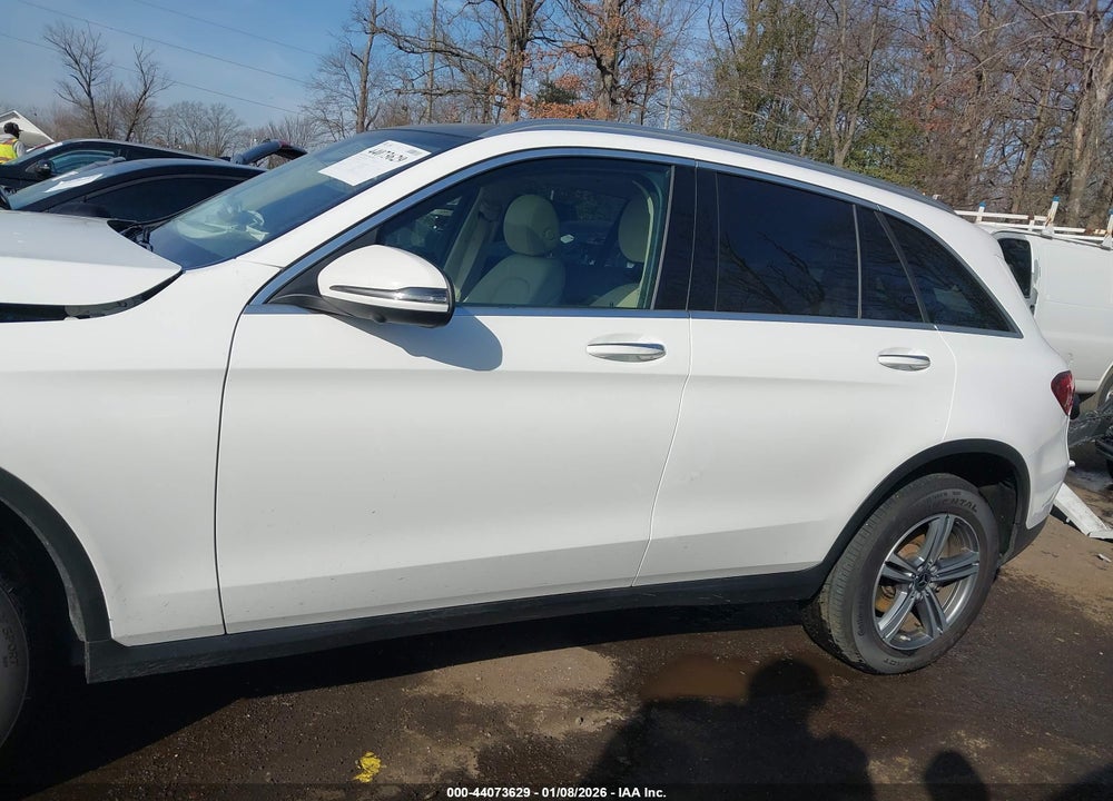 2020 MERCEDES-BENZ GLC 300 4MATIC VIN: W1N0G8EB1LF864229