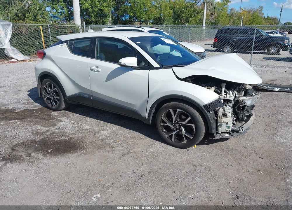 2021 TOYOTA C-HR XLE VIN: NMTKHMBX5MR122907