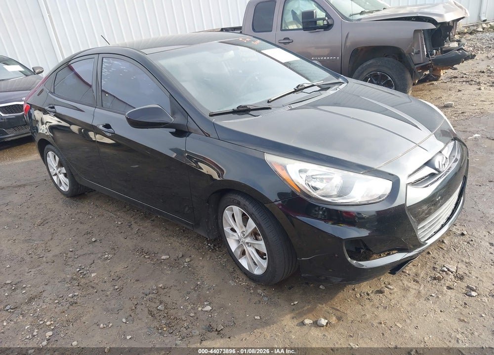 2013 HYUNDAI ACCENT GLS VIN: KMHCU4AE2DU316285
