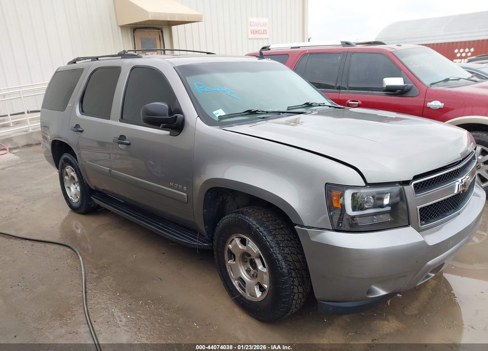 2008 CHEVROLET TAHOE LS VIN: 1GNFC13C38R235956