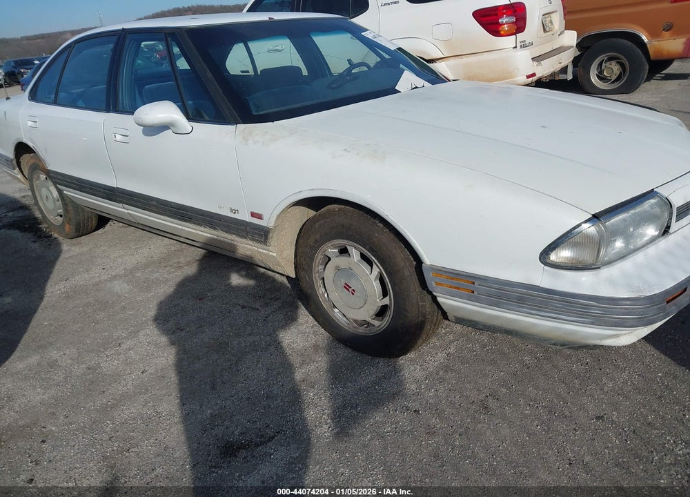 1993 OLDSMOBILE 88 ROYALE VIN: 1G3HN53LXPH329615