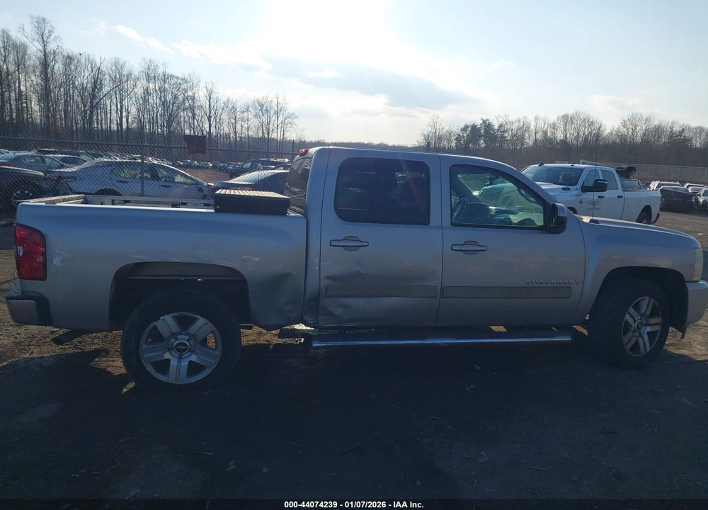 2008 CHEVROLET SILVERADO 1500 LT1 VIN: 3GCEC13J48G289110