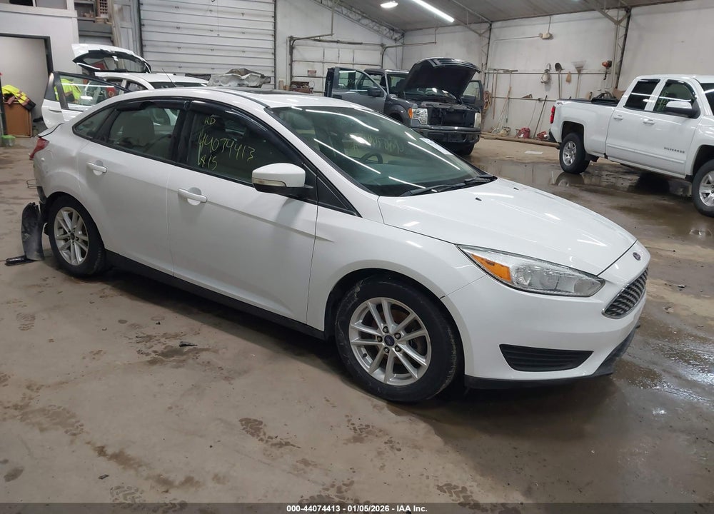 2015 FORD FOCUS SE VIN: 1FADP3F2XFL346674