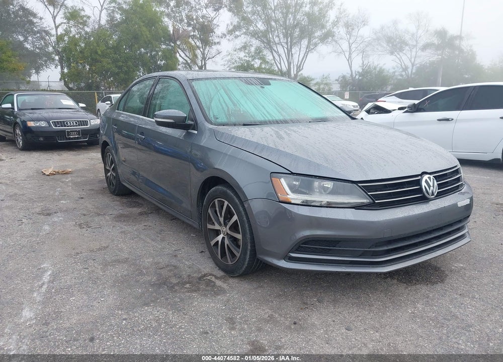 2017 VOLKSWAGEN JETTA 1.4T SE VIN: 3VWDB7AJ2HM331292