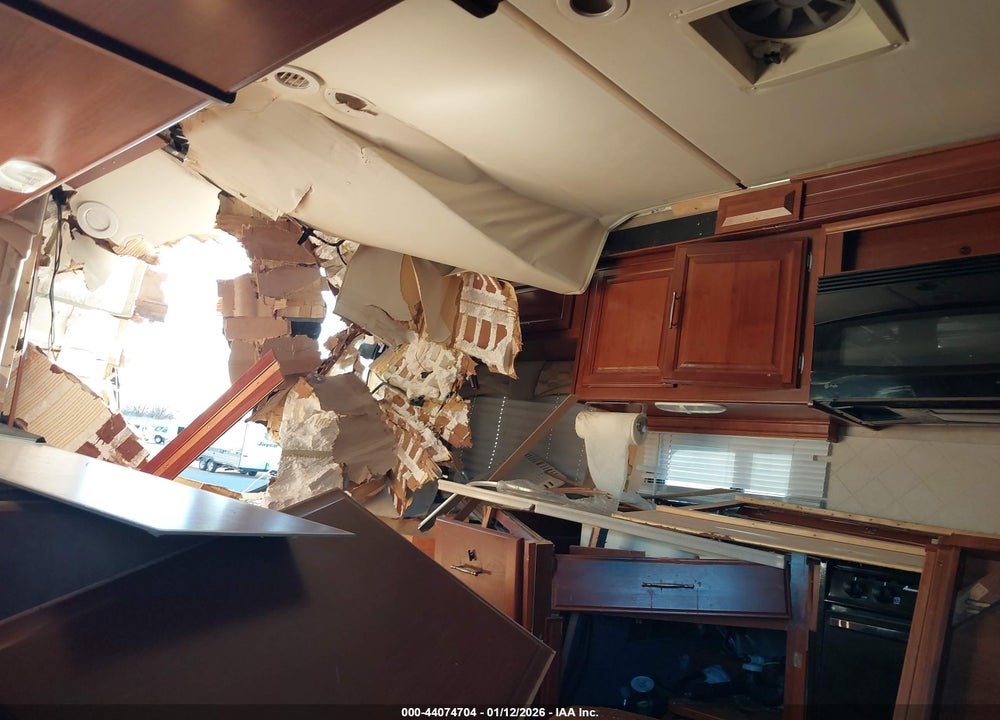 2007 FREIGHTLINER CHASSIS X LINE MOTOR HOME VIN: 4UZACJDC67CY74007