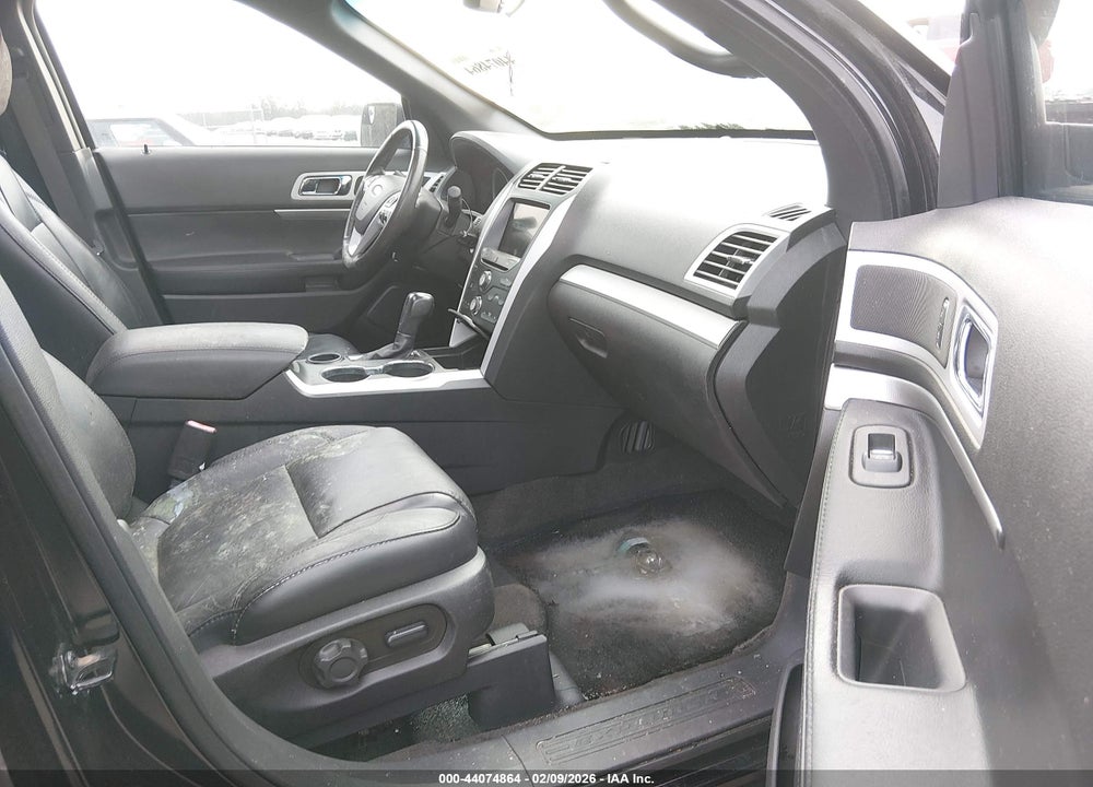 2015 FORD EXPLORER XLT VIN: 1FM5K7D89FGB94385