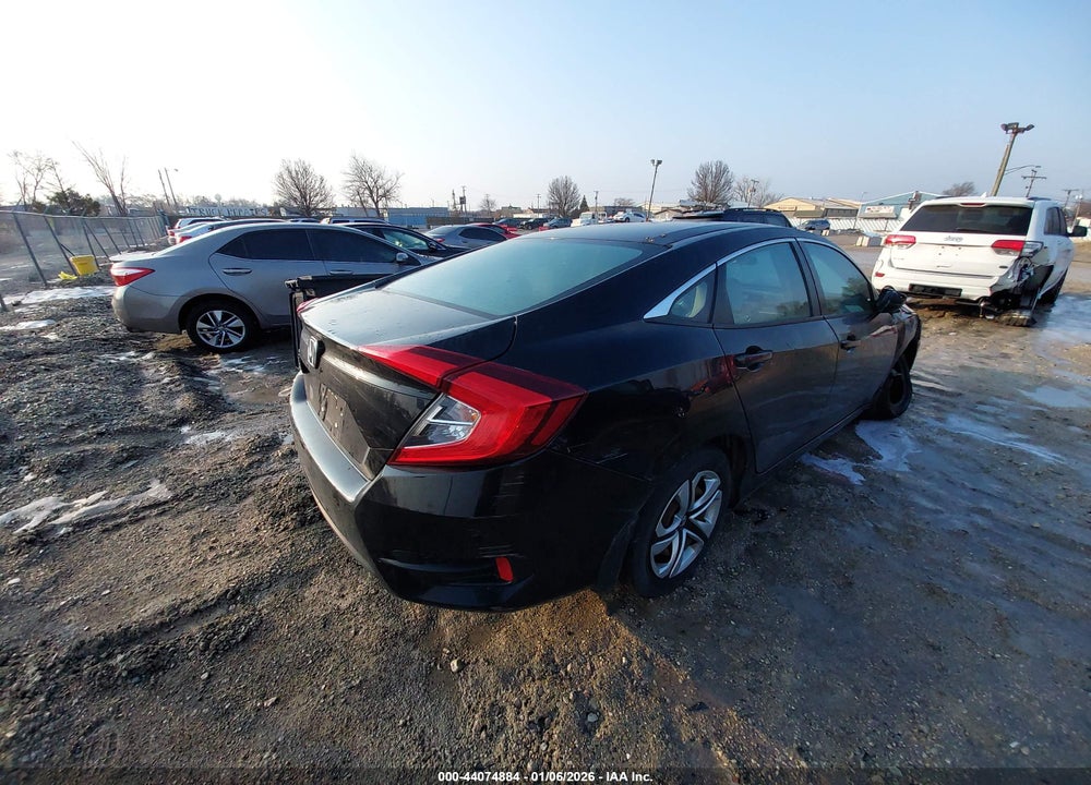 2017 HONDA CIVIC LX VIN: 2HGFC2F59HH555604