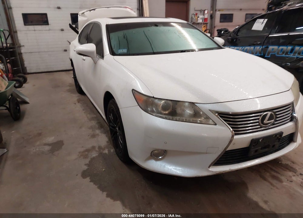 2013 LEXUS ES 350 VIN: JTHBK1GG1D2018026