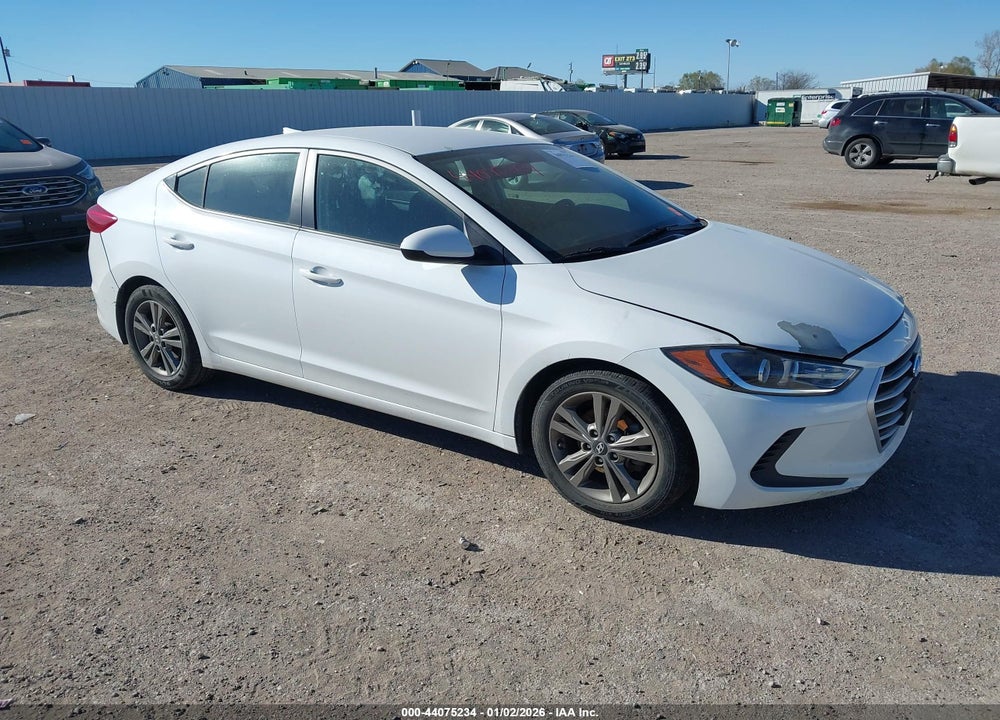 2018 HYUNDAI ELANTRA SEL VIN: 5NPD84LF9JH285366