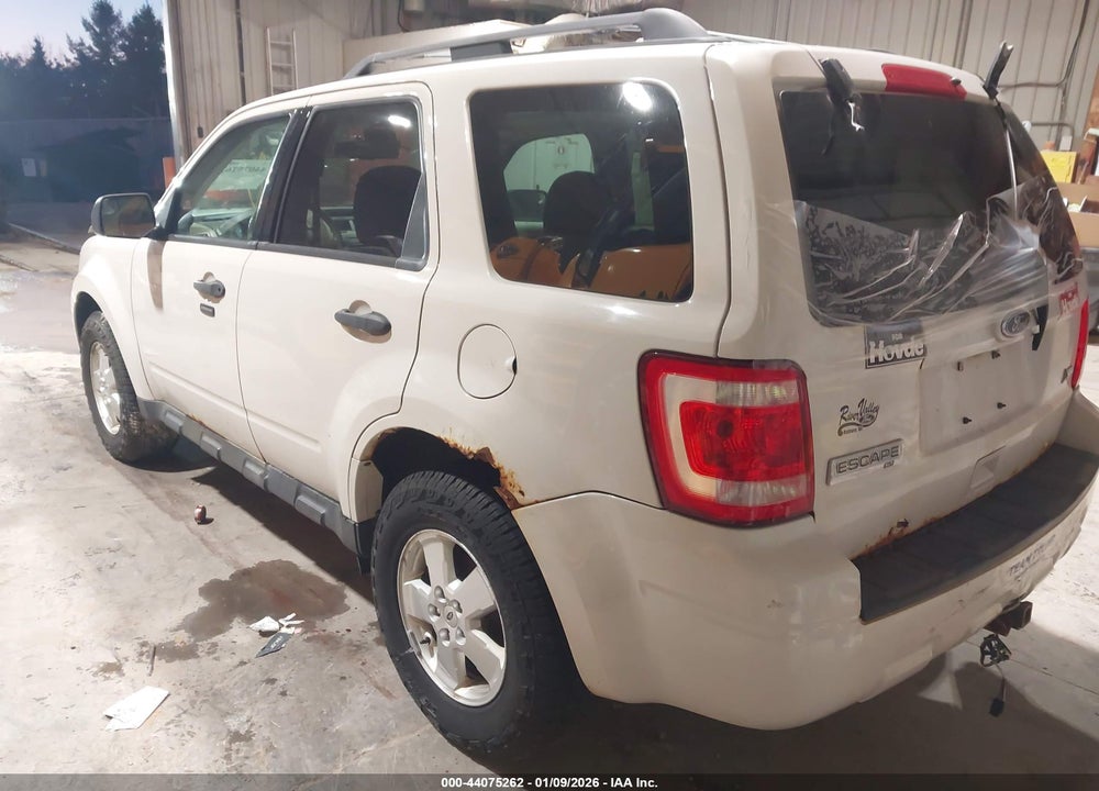 2011 FORD ESCAPE XLT VIN: 1FMCU9DG2BKB84213