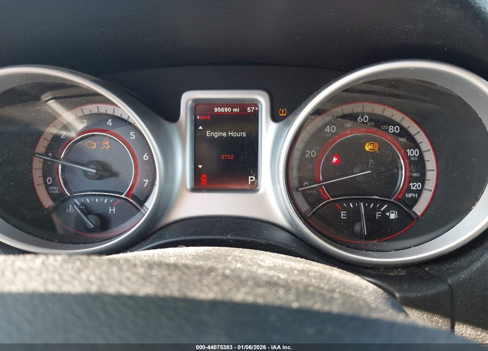 2018 DODGE JOURNEY SE VIN: 3C4PDCAB1JT473978