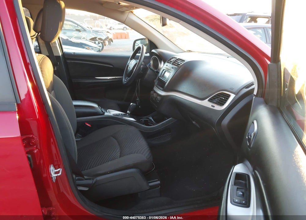 2018 DODGE JOURNEY SE VIN: 3C4PDCAB1JT473978
