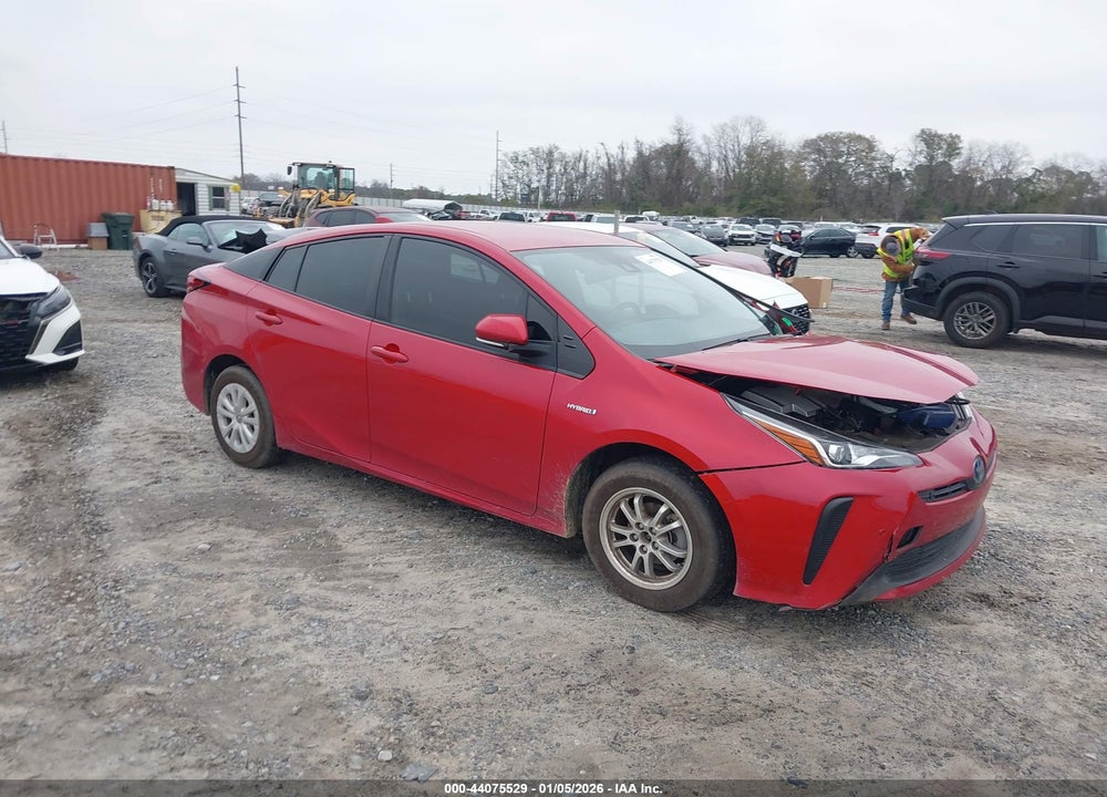 2021 TOYOTA PRIUS LE VIN: JTDKAMFU2M3133581