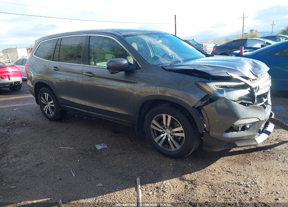 2018 HONDA PILOT EX VIN: 5FNYF5H38JB020111