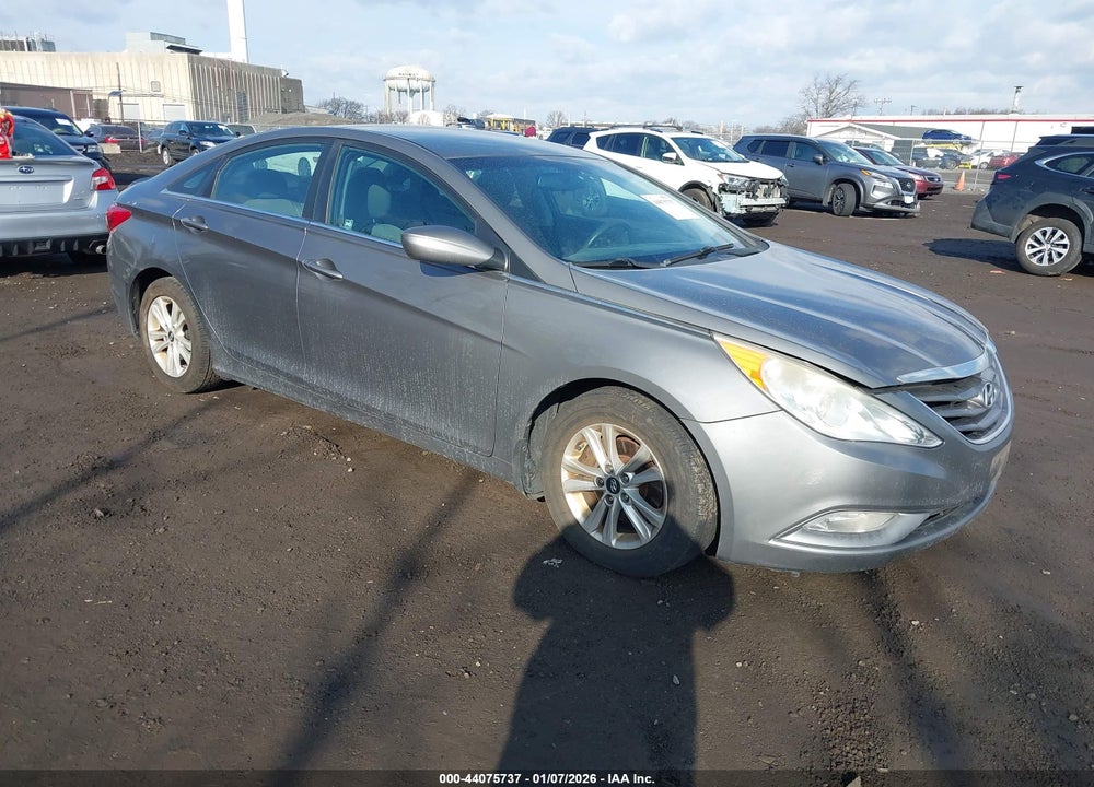 2013 HYUNDAI SONATA GLS VIN: 5NPEB4ACXDH658160