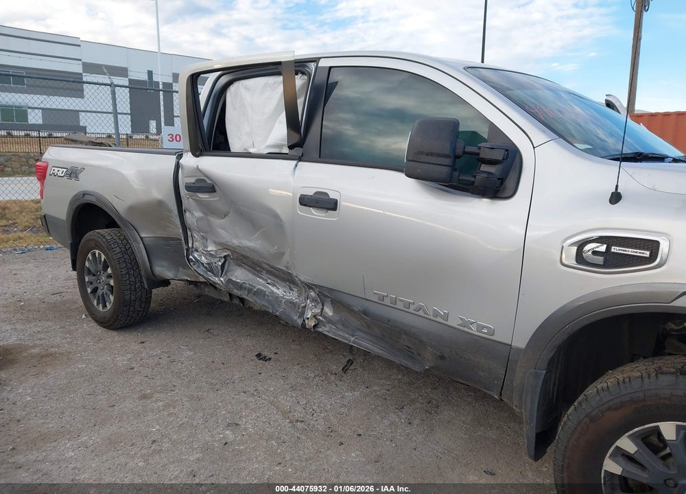2019 NISSAN TITAN XD PRO-4X DIESEL VIN: 1N6BA1F40KN511684