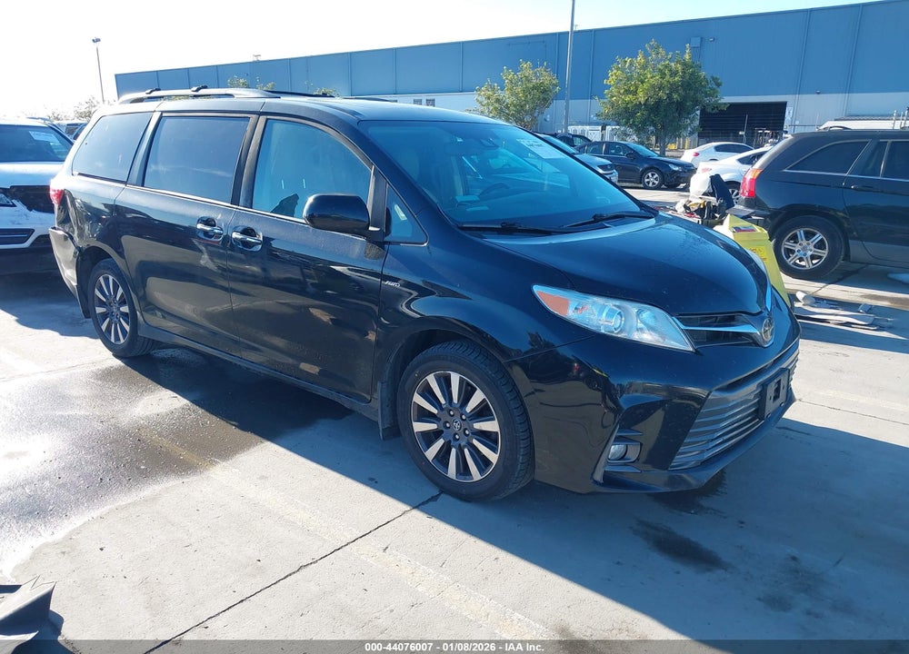 2020 TOYOTA SIENNA XLE VIN: 5TDDZ3DC5LS238991