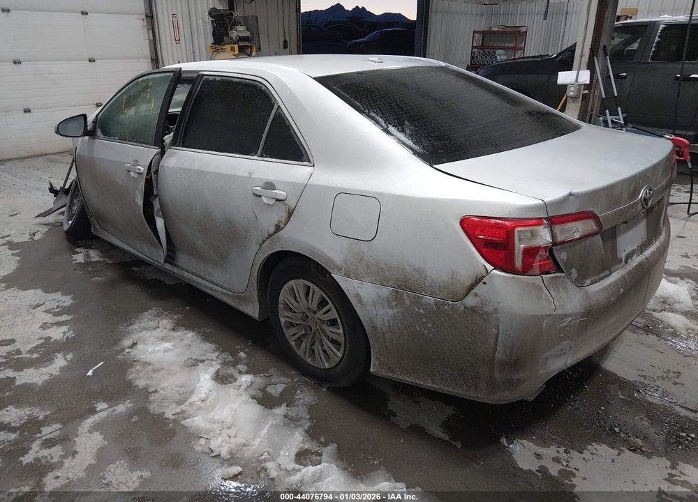2014 TOYOTA CAMRY SE VIN: 4T1BK1FK1EU542737