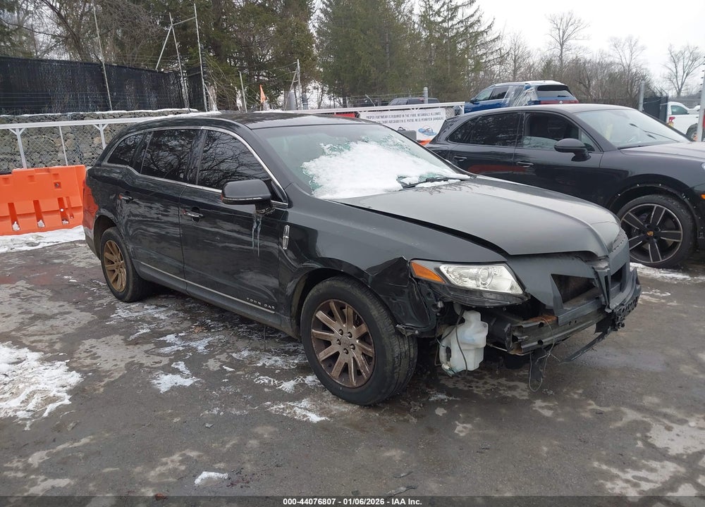 2014 LINCOLN MKT LIVERY VIN: 2LMHJ5NKXEBL56193