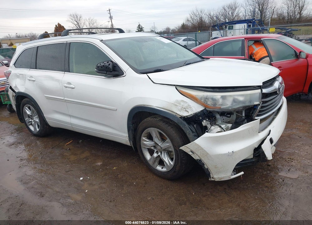 2015 TOYOTA HIGHLANDER LIMITED V6 VIN: 5TDDKRFH4FS111427