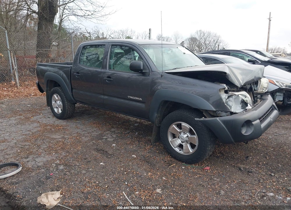2011 TOYOTA TACOMA PRERUNNER V6 VIN: 3TMJU4GN3BM114172
