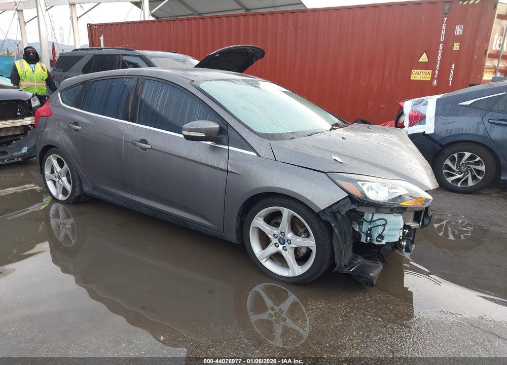 2012 FORD FOCUS TITANIUM VIN: 1FAHP3N21CL467835