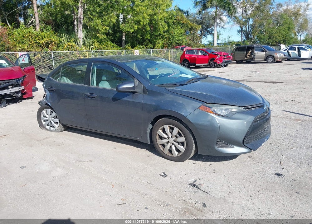 2017 TOYOTA COROLLA LE VIN: 5YFBURHE4HP710456