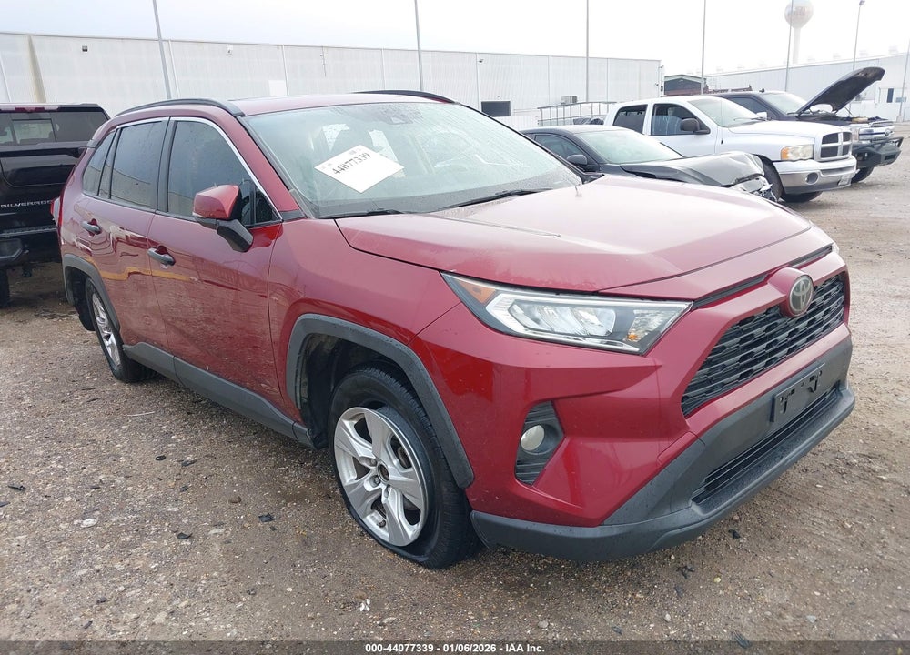 2019 TOYOTA RAV4 XLE VIN: JTMW1RFV0KD027659