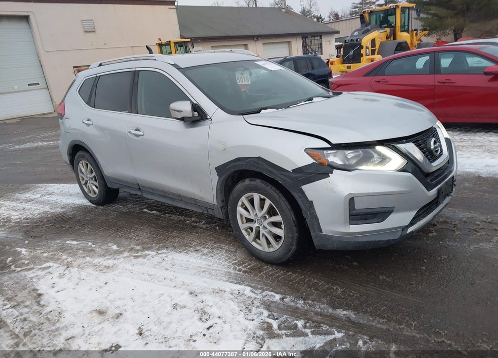 2017 NISSAN ROGUE SV VIN: KNMAT2MT2HP524510